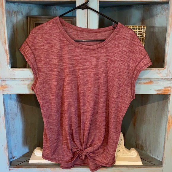 lululemon athletica Tops - ⚜️ Lululemon Tshirt